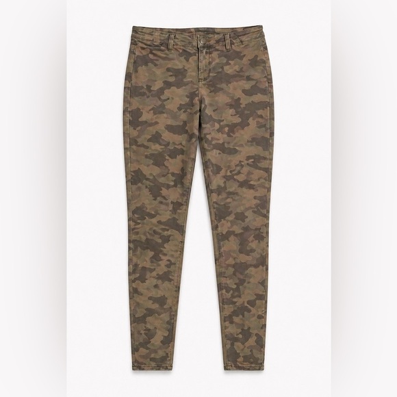 Faded Glory Pants - Faded Glory Camo Skinny Pants​